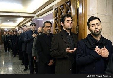 مراسم ختم پدر شهاب حسینی (تصویری)