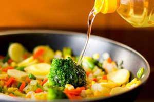 روشی برای سرخ کردن غذا با کمترین روغن روشی برای سرخ کردن غذا با کمترین روغن
