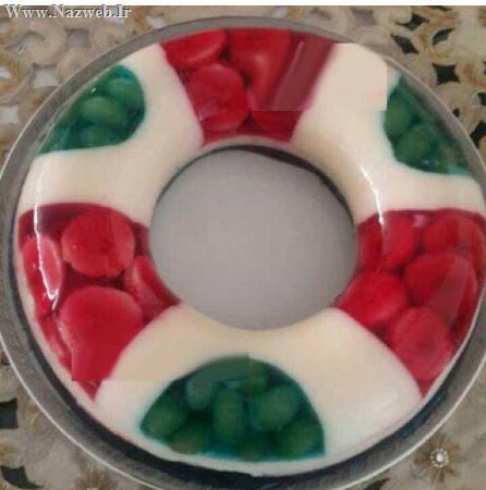 مدل تزئین ژله چند رنگ عمودی