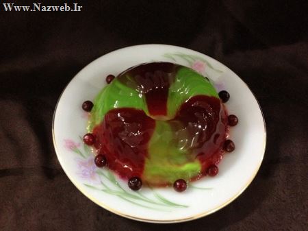 مدل تزئین ژله چند رنگ عمودی