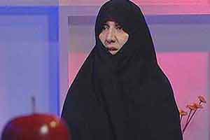 جنجال آتش زدن خانم مجری صدا و سیما (عکس) جنجال آتش زدن خانم مجری صدا و سیما (عکس)