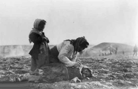 (18-)عکس های دردناک نسل کشی زنان ارامنه