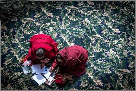 بزرگترین مدرسه دیدنی بودایی روی زمین (عکس)