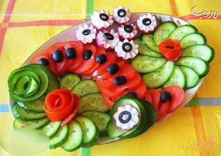تزئین های زیبای گوجه و خیار برای سالاد