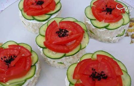 تزئین های زیبای گوجه و خیار برای سالاد