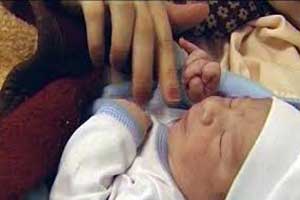 خبر جنجالی پدرشدن این پیرمرد 95 ساله از همسر 39 ساله