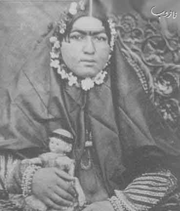 علت چاقی زیاد دختران در دوره ی قاجار (عکس)
