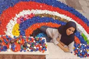 دختر ایرانی با کسب درآمد عجیب مشهور شد (عکس) دختر ایرانی با کسب درآمد عجیب مشهور شد (عکس)