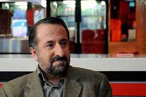 بازیگر محبوب تلوزیون که نان دماغش را می خورد بازیگر محبوب تلوزیون که نان دماغش را می خورد