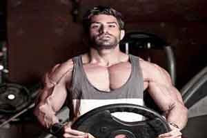 گفتگویی داغ، هیجانی و خواندنی با آرلوند ایرانی (عکس) گفتگویی داغ، هیجانی و خواندنی با آرلوند ایرانی (عکس)