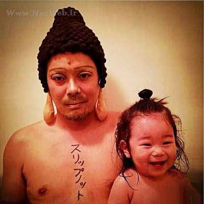 عکس های مرد هزار چهره در حمام این دختر