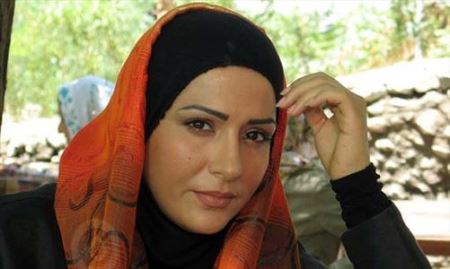عکس های داغ و مصاحبه جنجالی با ساغر عزیزی در نقش فرح