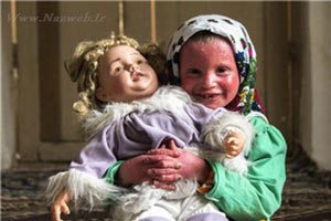 دختر جنجالی ایرانی که خون از بدنش جاری می شود (18- عکس) دختر جنجالی ایرانی که خون از بدنش جاری می شود (18- عکس)