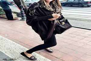 تفریح 4 زن و مرد تحصیل کرده و شیک پوش تفریح 4 زن و مرد تحصیل کرده و شیک پوش