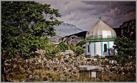 وحشت مردم از قبرستان عجیب در مازندران (عکس)