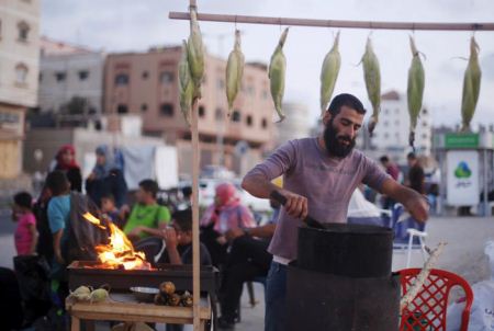 عکسهای داغ دختر و پسرای باحال در سواحل غزه