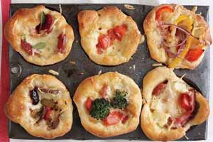 طرز تهیه پیتزا به سبک مارتا استوارت طرز تهیه پیتزا به سبک مارتا استوارت