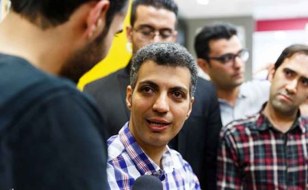 عکس های داغ مراسم امضای کتاب عادل فردوسی پور