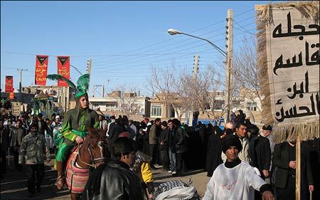 جنجالی ترین تغزیه امسال با حضور یک جن ! (عکس)