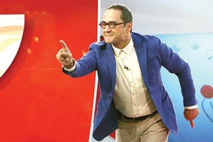 زبان بدن رامبد جوان درباره شخصیتش … (عکس)
