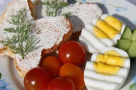 زیباترین مدل‌های تزئین تخم مرغ آب پز