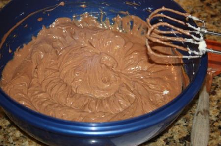 طرز تهیه تصویری چیز کیک پرطرفدار بدون پخت