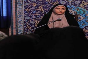 سخنرانی شوکه کننده مرجانه گلچین روی منبر (عکس)