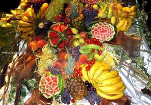 گالری کامل تزئین میوه های شب یلدا در نازوب
