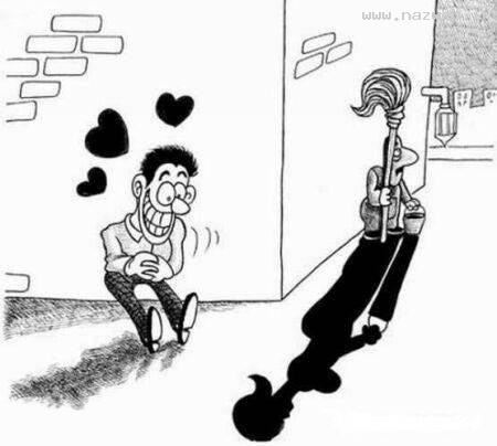 تصویر سایه برهنه دختری خوش اندام !!