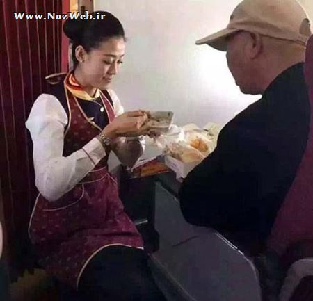 دختری که اشک مسافران این پرواز را در آورد + عکس
