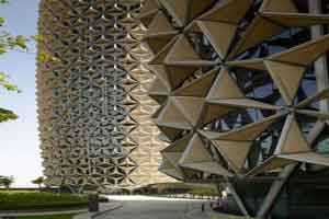 عکس هایی از هندسه عجیب و غریب برج های البحر عکس هایی از هندسه عجیب و غریب برج های البحر
