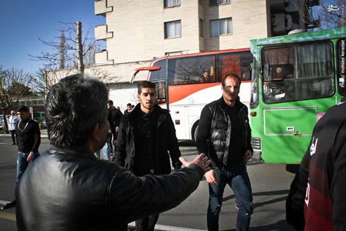تصاویری از چهره های مطرح در تشیع پیکر همایون بهزادی