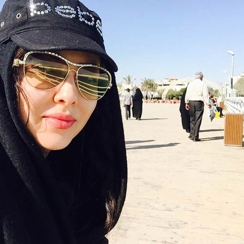 مدل بستن شال و روسری به سبک لیلا اوتادی