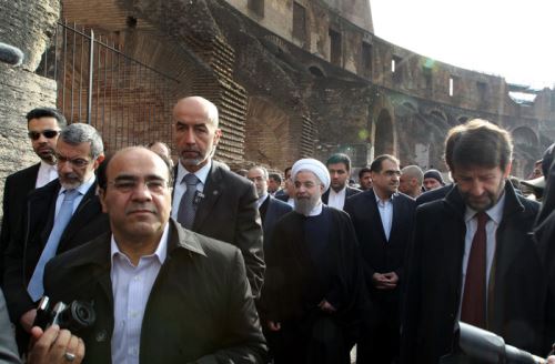 عکس های داغ روحانی در میدان نبرد گلادیاتورها
