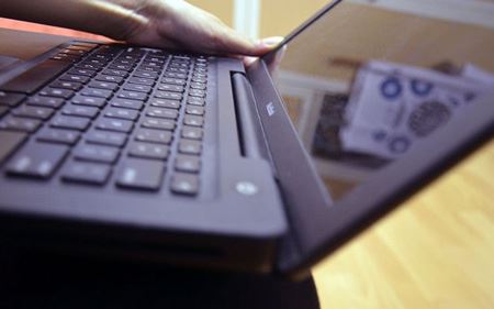 آموزش تصویری و صحیح تمیز کردن لپ تاپ