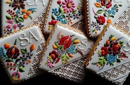 عکس های حیرت انگیز گلدوزی روی شیرینی