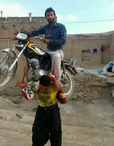 عکس، تاکسی حمل دختران کلیپسی