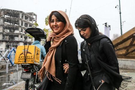 عکس های دیدنی برف بازی دختران فشن تهرانی