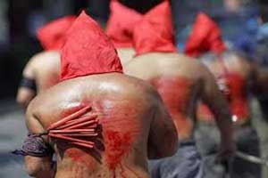 عکس های تکان دهنده به صلیب کشیدن کشیش کاتولیک (18+)