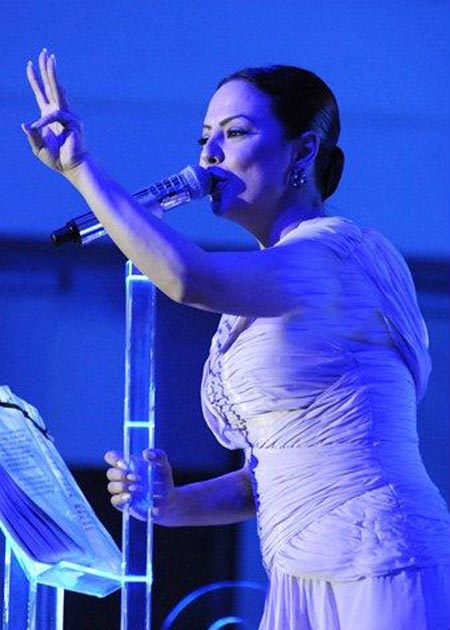 عکس های ابرو گوندش زیباترین زن خواننده جهان