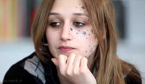دختری با یک خالکوبی فاجعه بار (عکس)