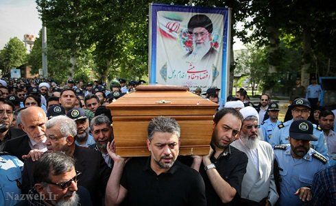 تصاویر تشییع پیکر همسر شهید بابایی