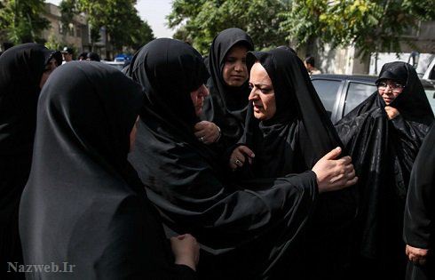 تصاویر تشییع پیکر همسر شهید بابایی