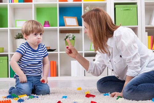 تاثیر خشونت خانگی بر روان کودک