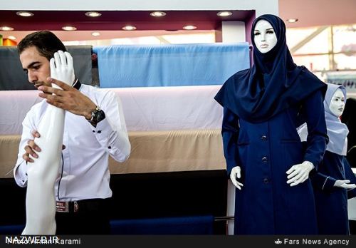 تصاویری از نمایشگاه انواع مدل پوشاک مدارس