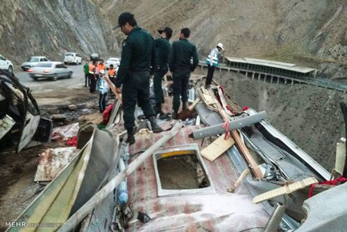 تصاویر وحشتناک تصادف اتوبوس در چالوس
