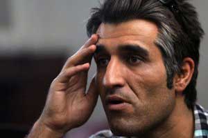 پژمان جمشیدی داغ دار و مشکی پوش شد (عکس) پژمان جمشیدی داغ دار و مشکی پوش شد (عکس)