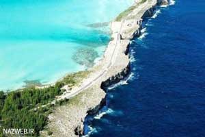 عکس های دیدنی جزیره ای با آب های دو رنگ!