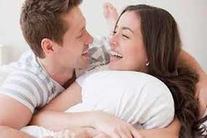 بعد از رابطه جنسی چرا مردها می خوابند اما زن ها نه؟ بعد از رابطه جنسی چرا مردها می خوابند اما زن ها نه؟