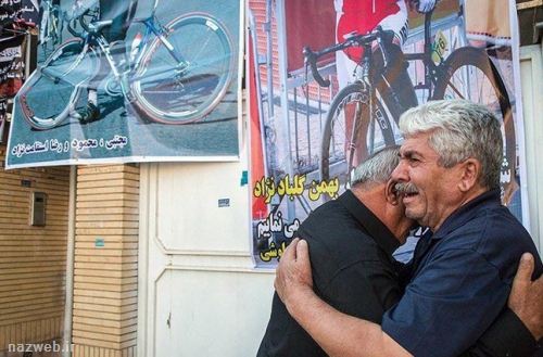 چهره های گریان منزل گلبارنژاد / تصاویر